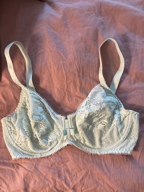 NWOT CHANTELLE day to night full cup lace bra 32F
